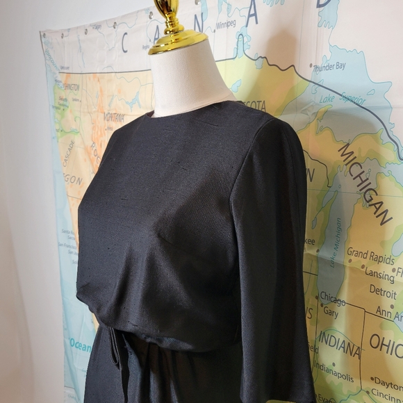 Vintage 1950s Neiman Marcus Elegant Black Dress With Bow Detail On Front - Picture 3 of 16
